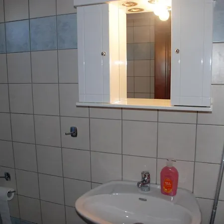 Eleni Apts Aparthotel Kamilari