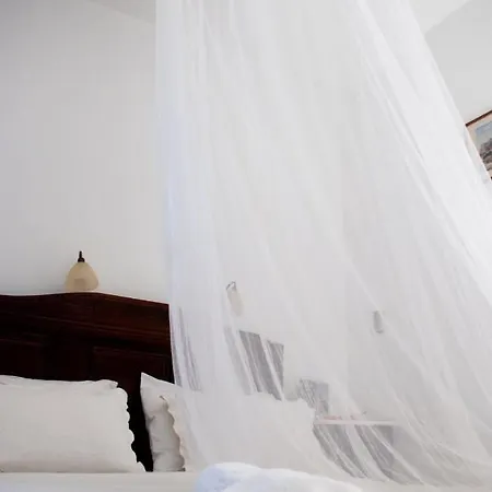 Eleni Apts Aparthotel