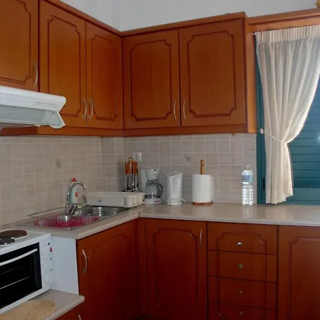 Eleni Apts מלון דירות קמילרי