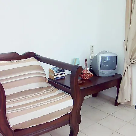 Eleni Apts * Καμηλάρι