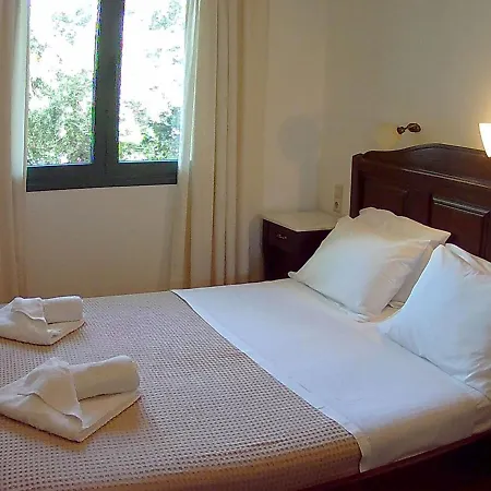 Eleni Apts מלון דירות קמילרי