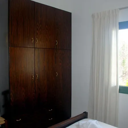 Eleni Apts מלון דירות