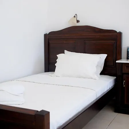 Eleni Apts * Καμηλάρι